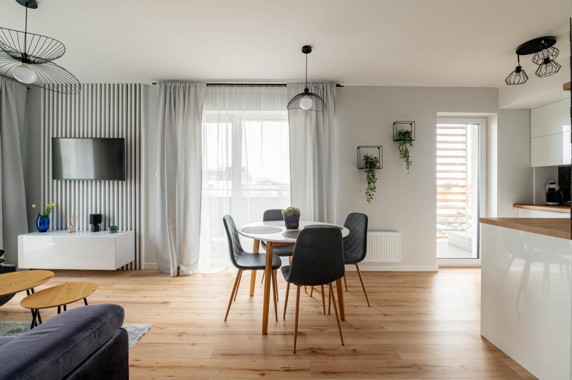 Horyzont Apartamenty - Navigator- Mozliwosc Wykupienia Sniadan!!! Kolobrzeg Exterior photo