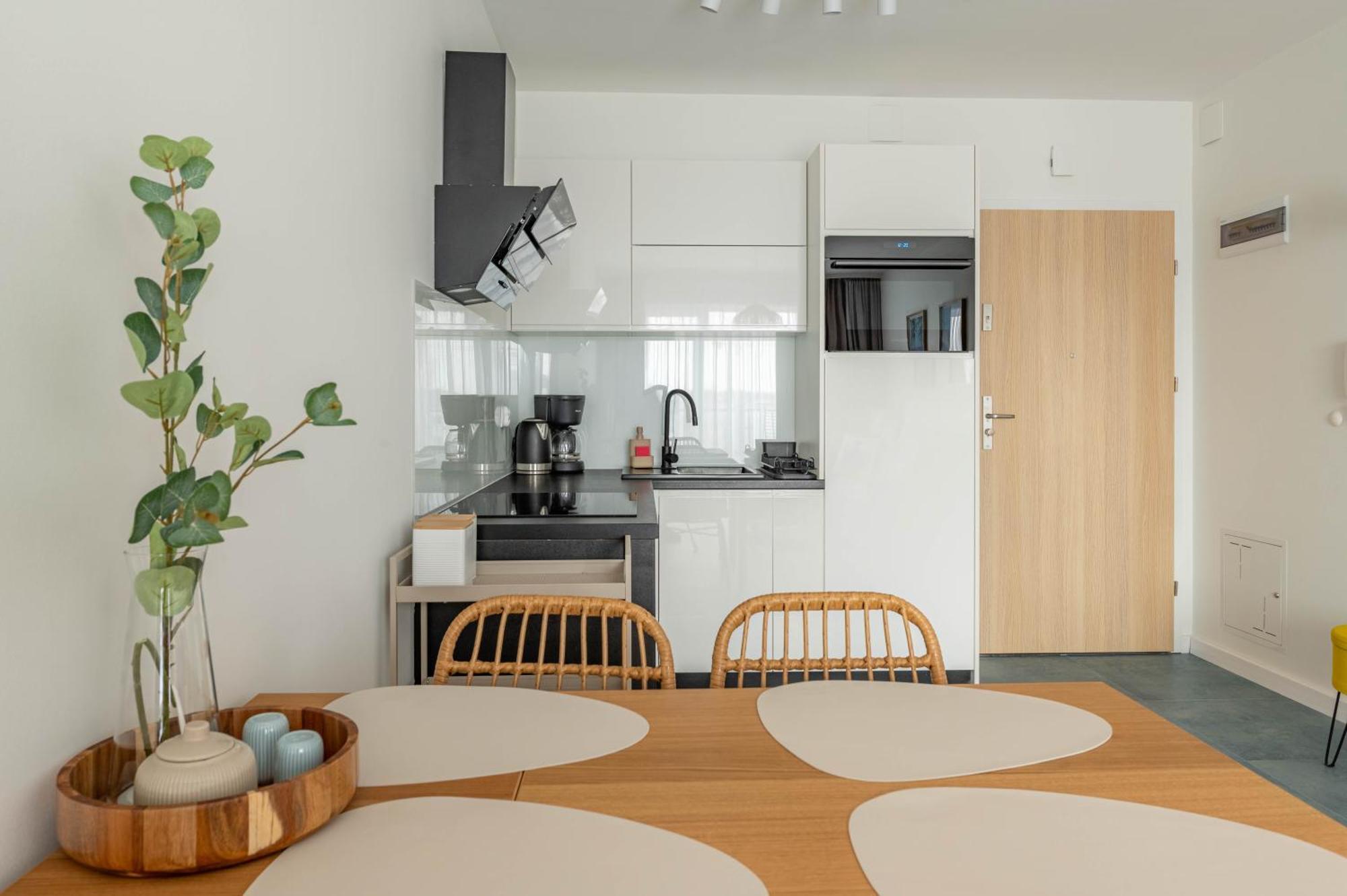 Horyzont Apartamenty - Navigator- Mozliwosc Wykupienia Sniadan!!! Kolobrzeg Exterior photo