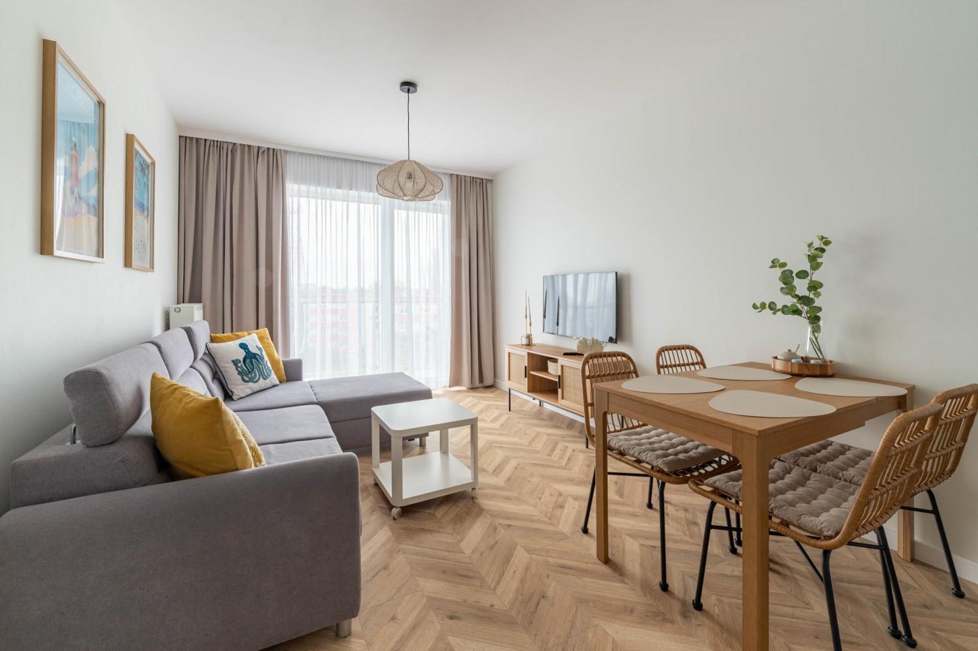 Horyzont Apartamenty - Navigator- Mozliwosc Wykupienia Sniadan!!! Kolobrzeg Exterior photo